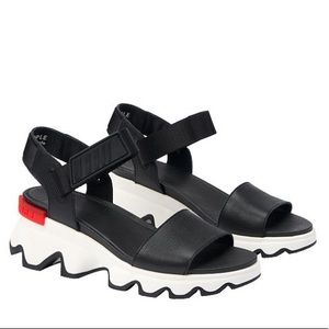ON SALE!* Sorel Kinetic Leather Sandals